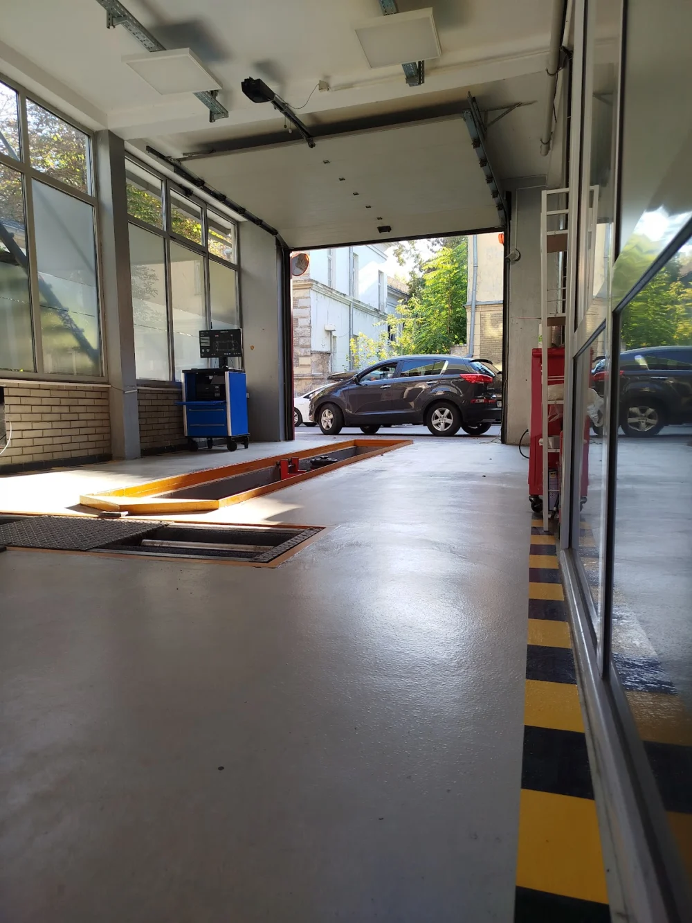 AUTO BIRO - Tehnički pregled vozila, osiguranje i registracija