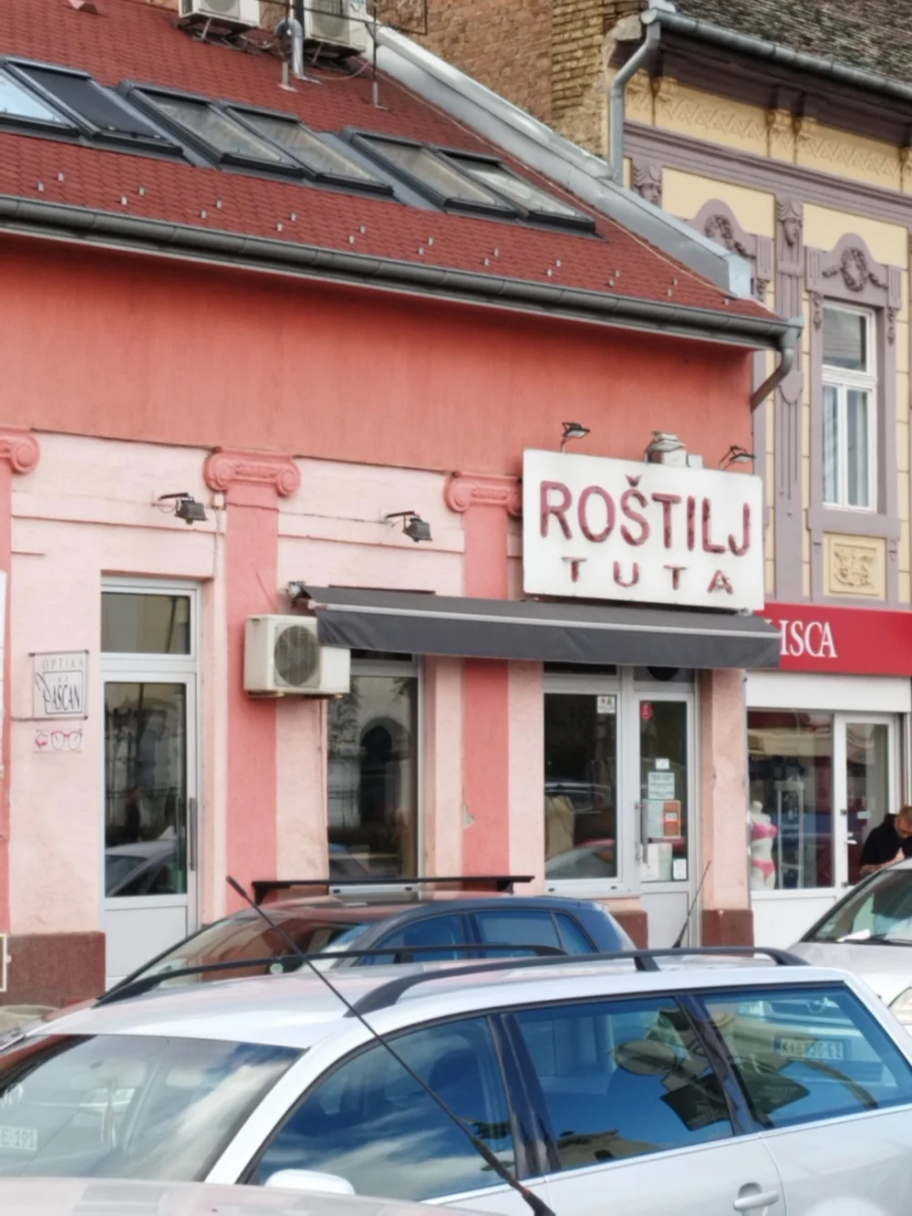 Tuta Roštilj